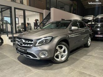 mercedes gla 200 7-g dct sensation + toit ouvrant + camera + hayon electrique