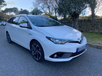 toyota auris touring sports – 2019 – hybride – garantie toyota jusqu’en 2027