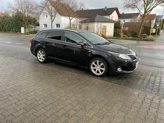 toyota avensis kombi