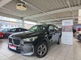bmw x1 sdrive18d widescreen adaptive led kamera