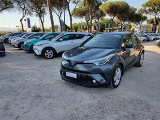 toyota c-hr 1.8hybr. e-cvt clima,navi,telecamera ..