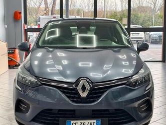 renault clio 5 hybrid e-tech zen 1.6 tsi 2021
