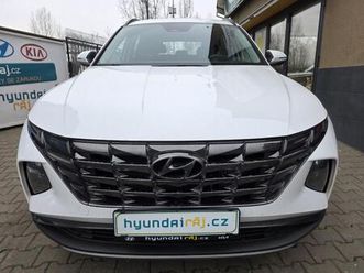 hyundai tucson 1.6-v záruce-stav nového vozu