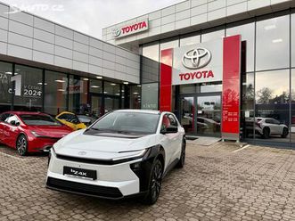 toyota bz4x 4x4 343k executive