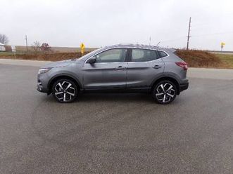 2022 rogue sport sl, awd, 68,412 miles