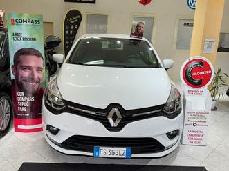 renault clio dci 8v 75 cv 5 porte moschino intens