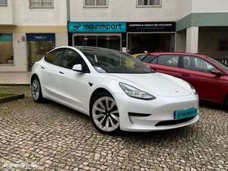 tesla model 3 tração traseira