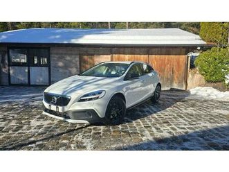 volvo v40 cross country t3 - tüv neu