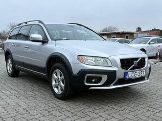 volvo xc70 2.4 d [d5] awd kinetic bőrbelső! alufelni! elektromos csomi ajtó!