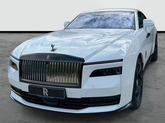 rolls-royce spectre black badge
