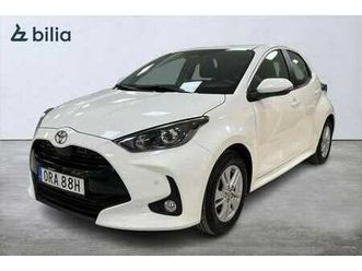 yaris1,5 hybrid 5d active komfortpaket p-sensorer