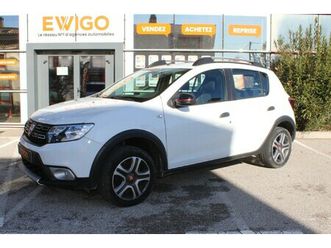 stepway techroad - 1.6l 90 ch - cam rec - carplay - 1ere main - entretien 100% dacia