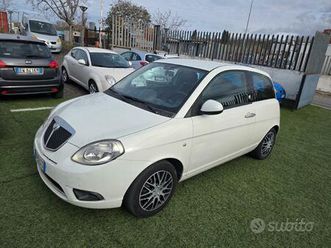 lancia ypsilon 1.2 gpl neopatentati 2010