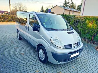 super stan! 2x renault trafic 2.0 dci lift 9 osobowy oryginal nysa • olx.pl