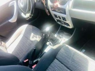 dacia logan diesel manuelle 2009 à ouarzazate