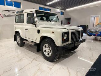 land rover defender 90 2.5 td5 station wagon s