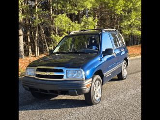 2004 chevrolet tracker