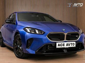 bmw serija 1: m135i-xd-300km-full-led-kam360-harman-head-keyles