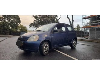 toyota yaris 1.0 gasolina junho/01