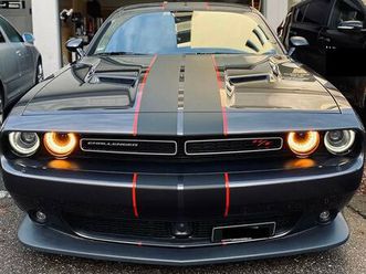 challenger 6.4l r/t 392 hemi scat pack v8