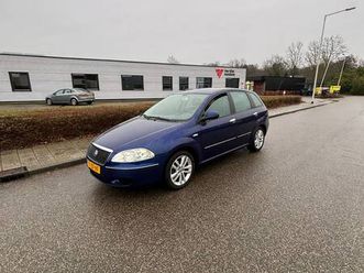 fiat croma - 2.2-16v dynamic automaat