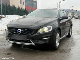 volvo v60 cross country d4 drive-e momentum