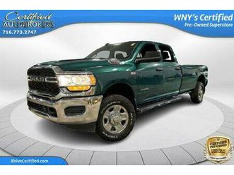 used 2022 ram 2500 tradesman crew cab 4x4 8’ box