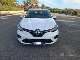 renault clio 1.6 etech hybrid 145cv
