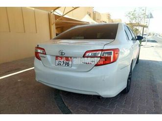 used toyota camry 2.5l gle (178 hp) 2014
