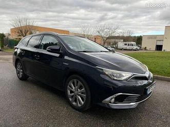 toyota auris touring-sports 1.8 hsd 136h 100 full-hybrid toit panoramique / equipé ethanol