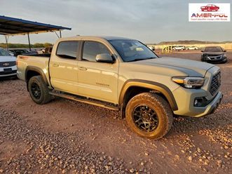 toyota tacoma double cab, v6, 4x4, od ubezpieczalni 3.5 benzyna 278km