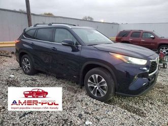 toyota highlander 2022 r.,2,5l xle 4x4 2.5 hybryda 243km