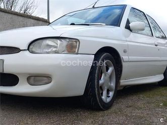 ford escort 1.8i xri