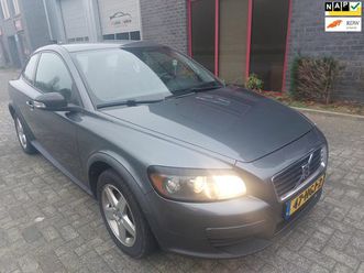volvo c30 - 1.6 advantage / auto goed werkt en goed rijdt