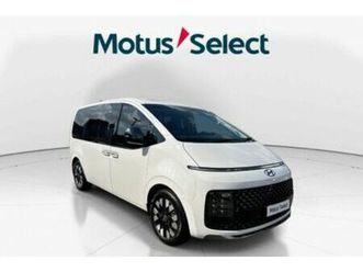 2025 hyundai staria 2.2d luxury auto