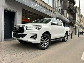 hilux 2.4 d-4d 4wd invincible