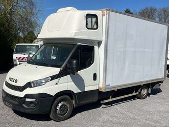 permis b caisse + hayon