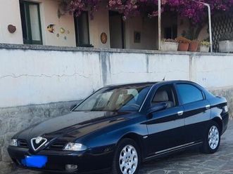 macchina alfa romeo