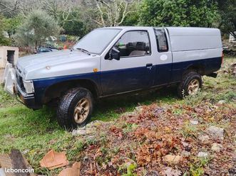 echange ou vend 3 pick-ud nissan d21 2.5d + terrano et pièces