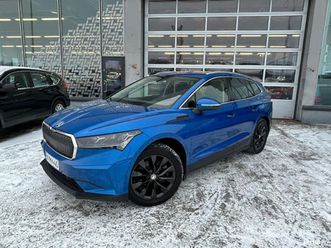 80x 4x4 iv / adapt. vakionopeudensäädin / vetokoukku / matrix beam / lämpöpumppu / avaimeton kulku