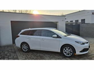 toyota auris touring sports 1.6 classic