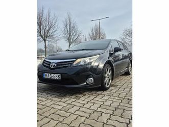 toyota avensis wagon 2.2 dcat executive (automata)