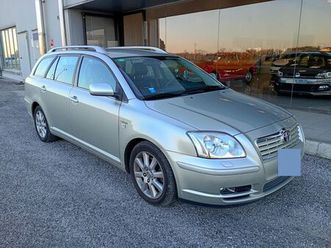 toyota avensis 2.2 d-4d 16v station wagon