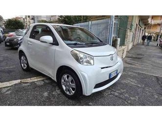 toyota iq 1.0 sol