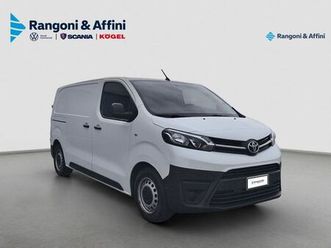 toyota proace verso proace verso 1.5d l1 d lounge