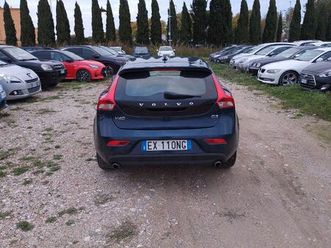 volvo v40 d3