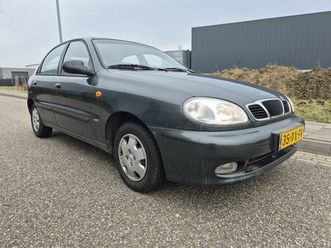 daewoo lanos - 1.5 sx airco nieuwe apk