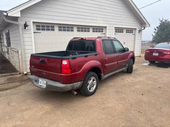 2001 ford explorer sport trac 2wd – clean title – new tires – $3800 ob