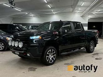 chevrolet silverado 1500 crew cab 5.3 v8 4wd trailboss lock moms