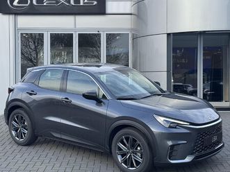 lexus lbx relax 2wd nieuw direct leverbaar memoryseat stuurverw leder ambient light